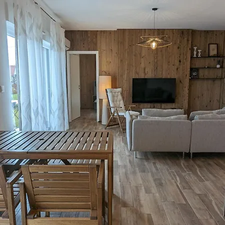 L'isenciel - Maison De Plain Pied Avec Jardin Et Parking